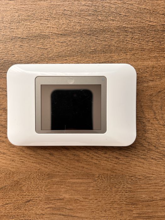 NETGEAR AirCard 770S - мобилен рутер, бисквитка