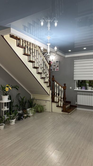 Продам коттедж в элитном районе