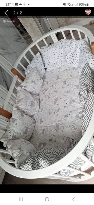 Манеж с колясиками