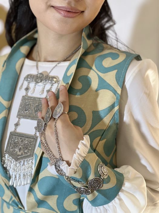 Прокат платья+этно украшения