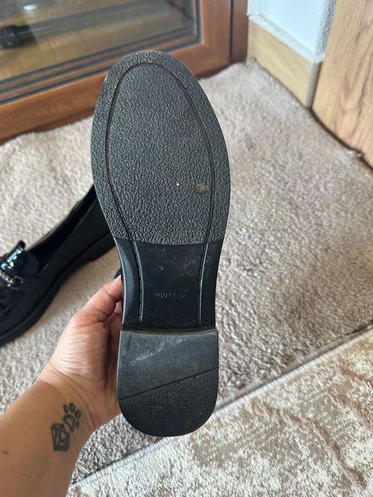 Дамски обувки €6 размер на стелка 26см.