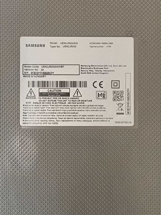 Телевизор Samsung (Самсунг) UE40J5000AWXBT - счупен дисплей