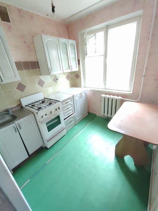 Продается 3-комн (4-23, 1 эт)