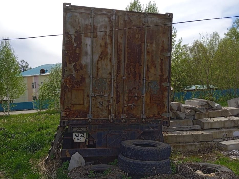 Продам  контейнер железный прочный