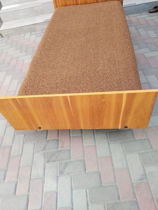 Продам Кровать спальни