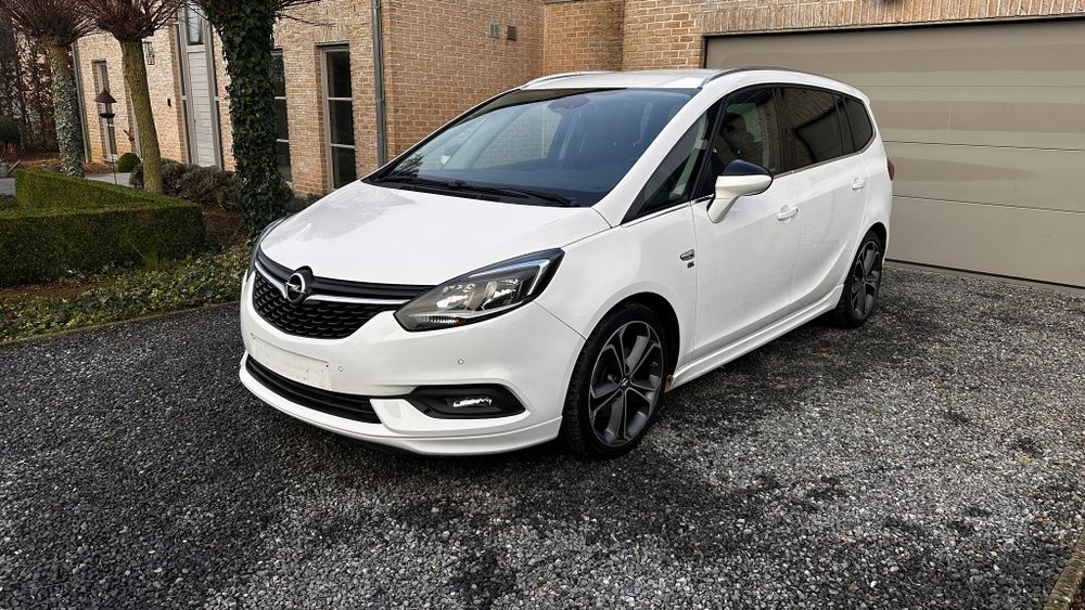 Opel Zafira - OPC Line  !! 7 locuri! Numere rosii.