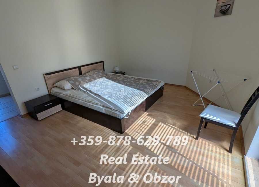 Двустаен апартамент в централна част на гр.Бяла