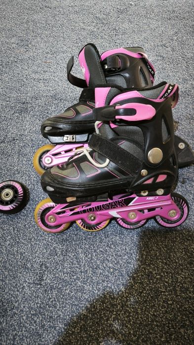 Ular quloqlarga tegadi