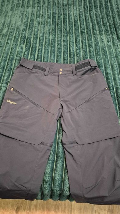 Мъжки туристически панталон мембрана Bergans Convertible Zip-Off Softshell Pants Men Navy Blue 2026