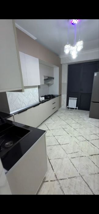 Ургенч ситида 3хонали 77квадратли уй сотилади 50.000$ келишилади