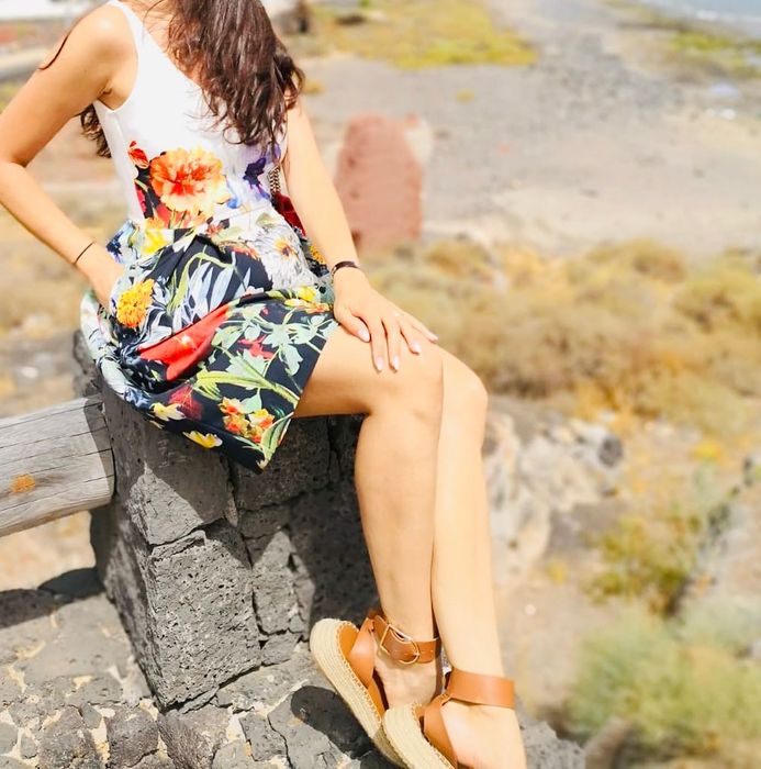 Rochie scurta cu buzunare, marimea 36