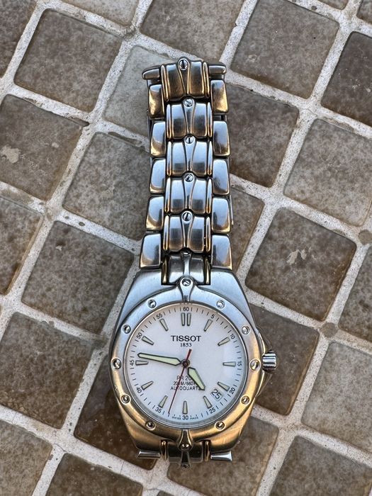 Продается часы Tissot