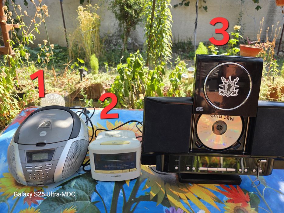 Vând 3 aparate audio la pachet