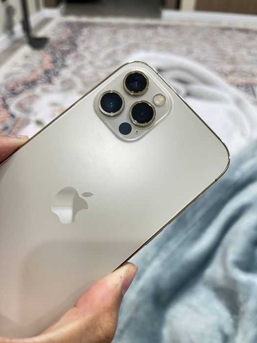 Айфон 12 про голд