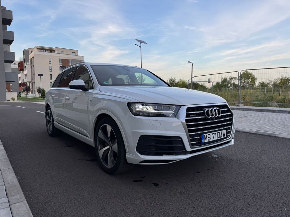Audi Q7 3.0tdi -272cp-S-line-head-up -matrix