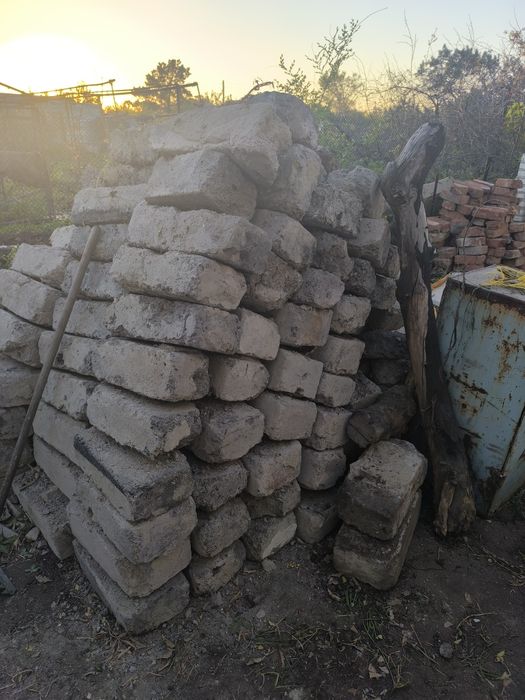 Отдам бесплатно шлакоблок