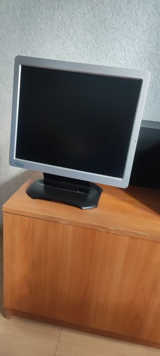Продам компьютер в сборе.