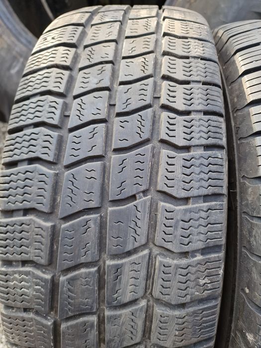 Anvelope 235/65R16C marca Vredestein, M +S, DOT 2022