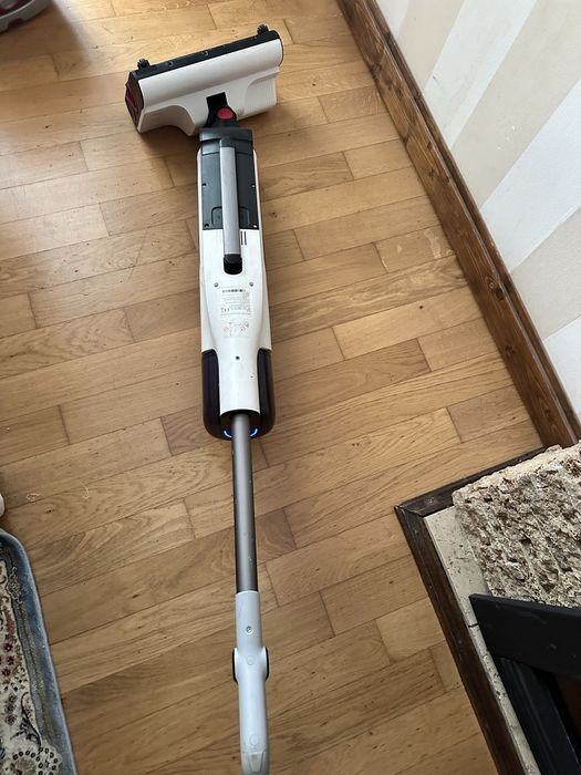 Doua aspiratoare Roborock Dyad  800ron /buc vertical umed SUNT NOI