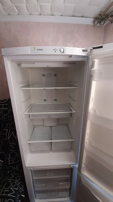 Холодильник Индезит  NO FPOST - 80т.т.