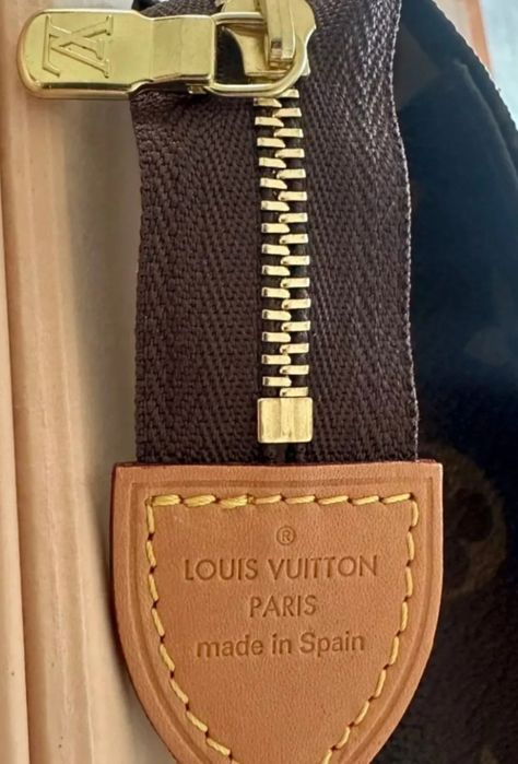 Louis Vuitton  Cookie BB