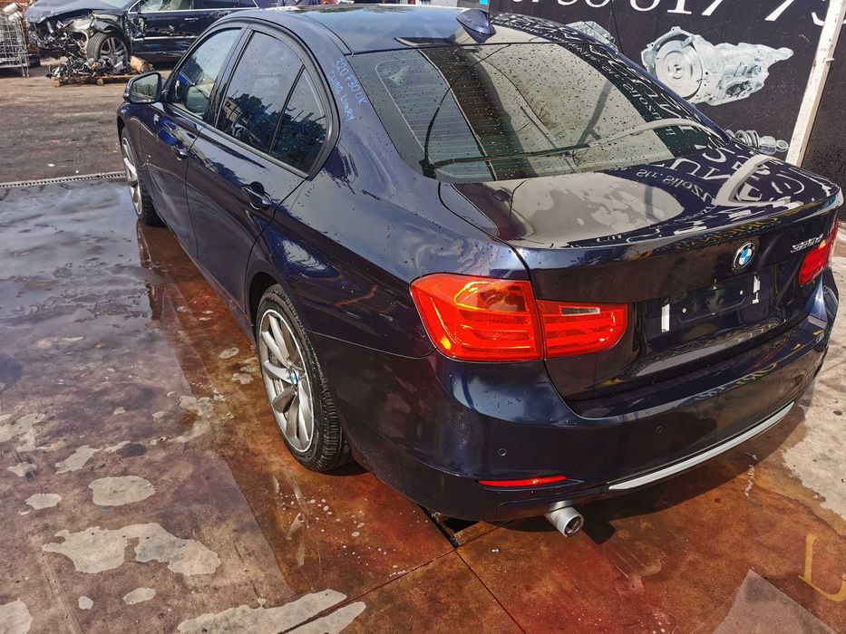 Dezmembrez bmw seria 3 f30 320 LUXURY/bara fata f30/capota/far/stop