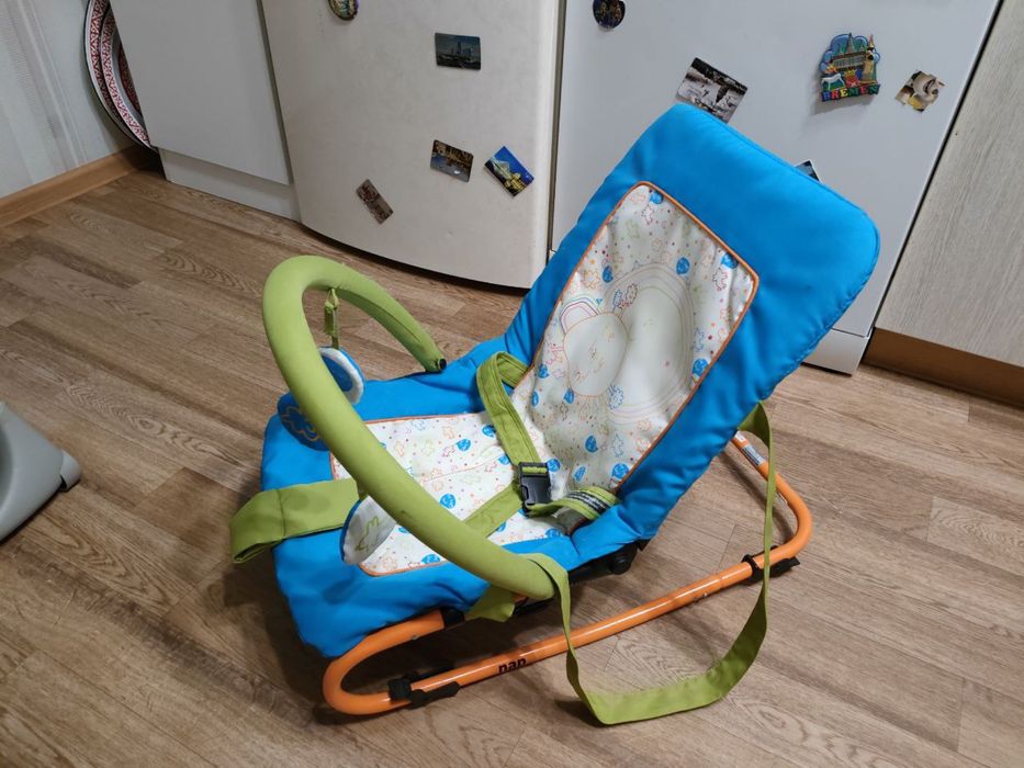 Шезлонг детский