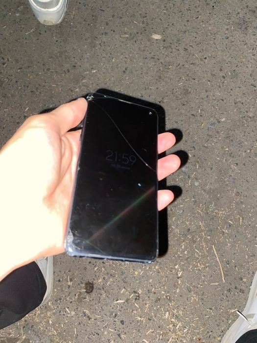 Самсунг s10 продаётся