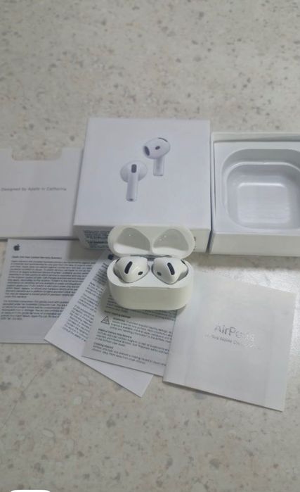 Airpods 4 sigilate