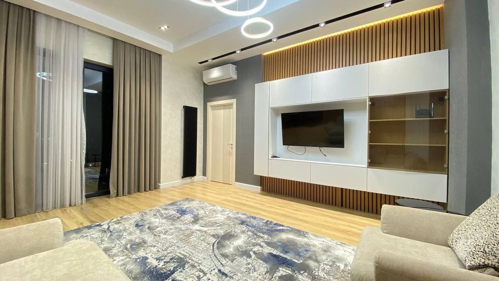 Аренда квартиры ЖК Узбегим 2 комнаты с красивым ремонтом+мебелью 72м²