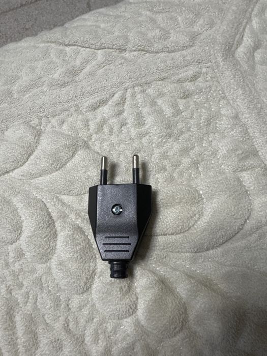 Разборная вилка 2,5 А/ 250 В