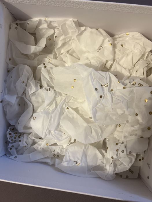 Подарочная коробка