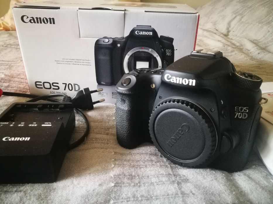Aparat foto Canon 70D