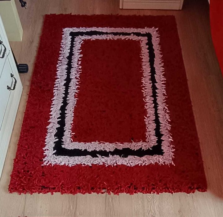 Ковры разные б/у