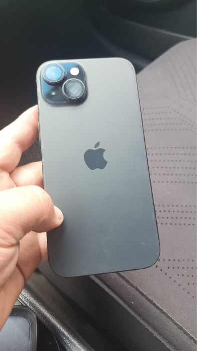 Айфон 15 срочно продам