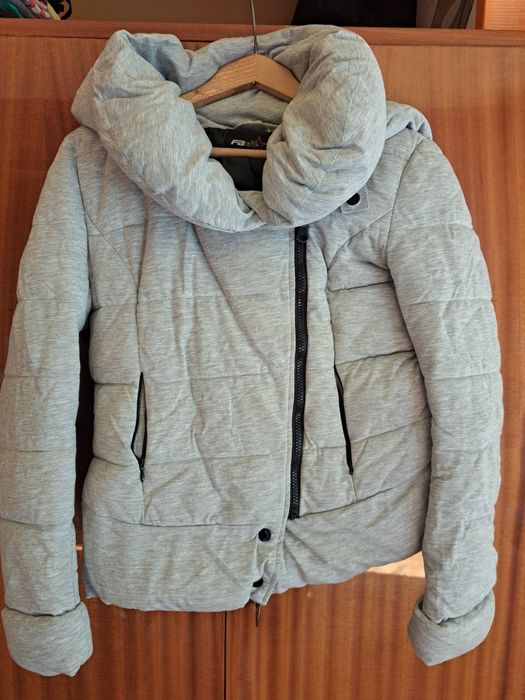 Зимно яке в светлосив цвят, размер S