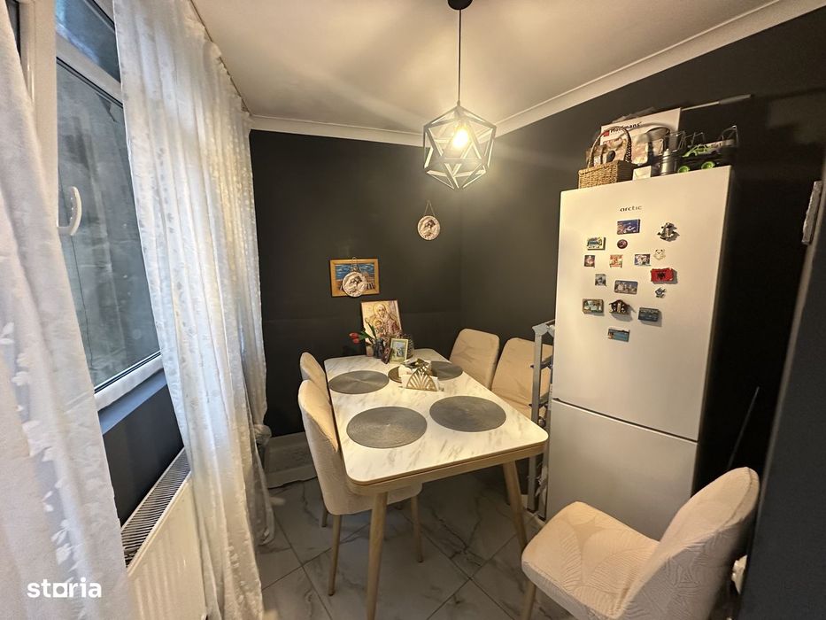 2 camere renovat | Piața Romană–B-dul Bălcescu | Etaj 1