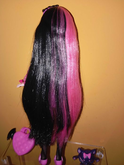 Кукла Monster High. Draculaura.