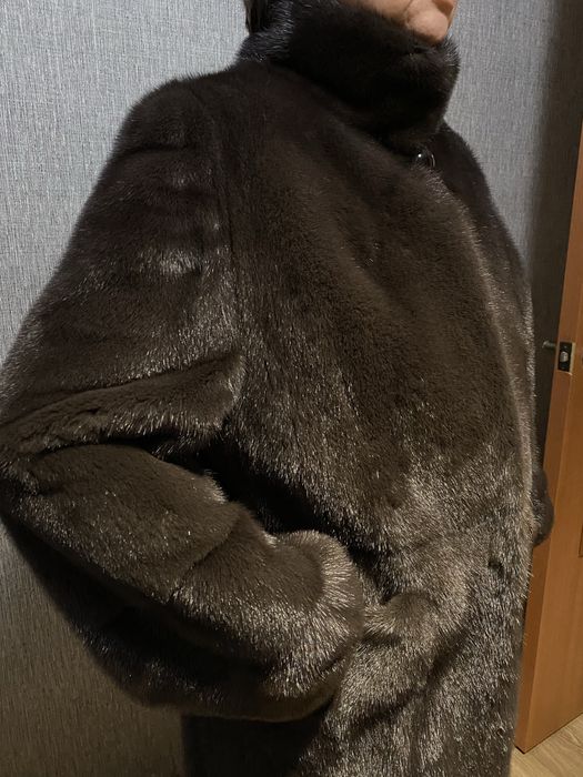 Продам норковую шубу