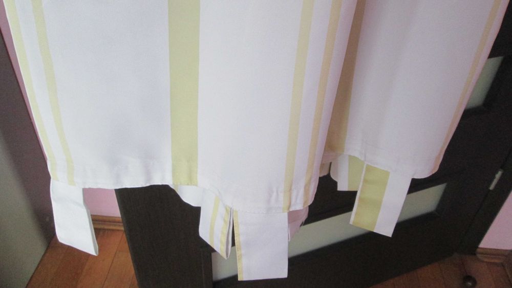 2  draperii albe elegante