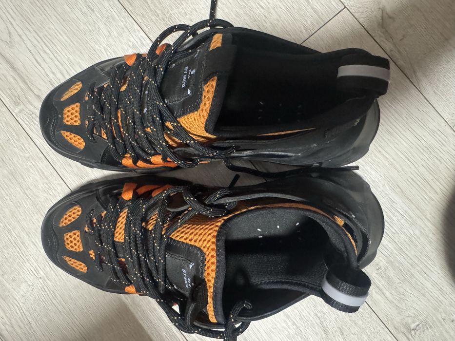 Sneackers By McQueen