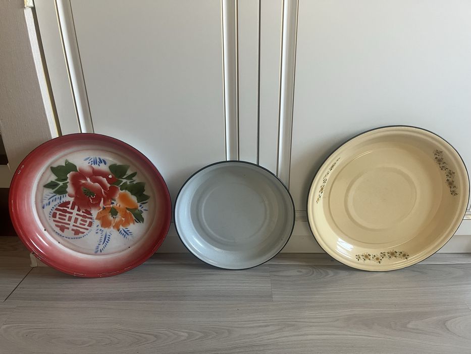 Продам подносы (3 шт.)