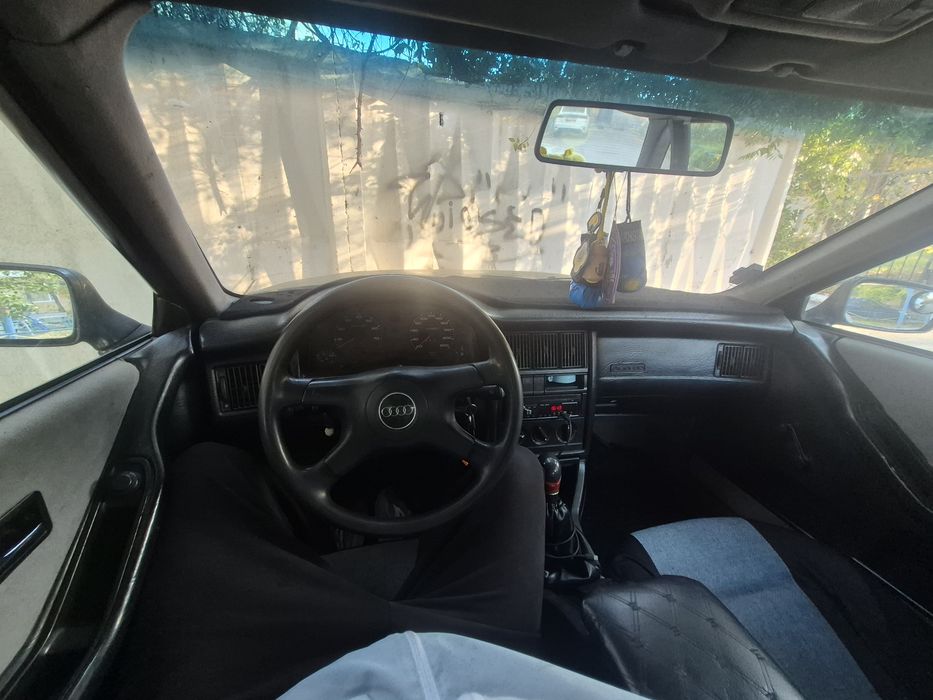Продам ауди 80 б4