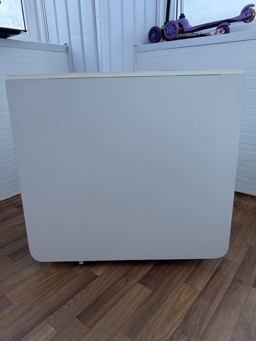 Срочно продам стол