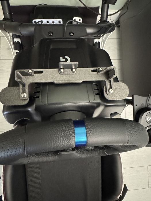 Logitech G923 + Extra-uri | Garanție Altex | Stare foarte bună