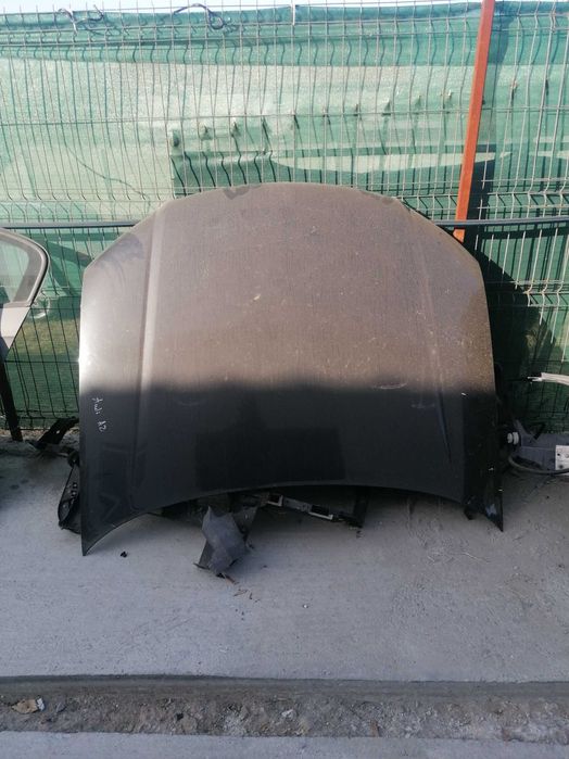Capota audi A8 2005 culoare neagra