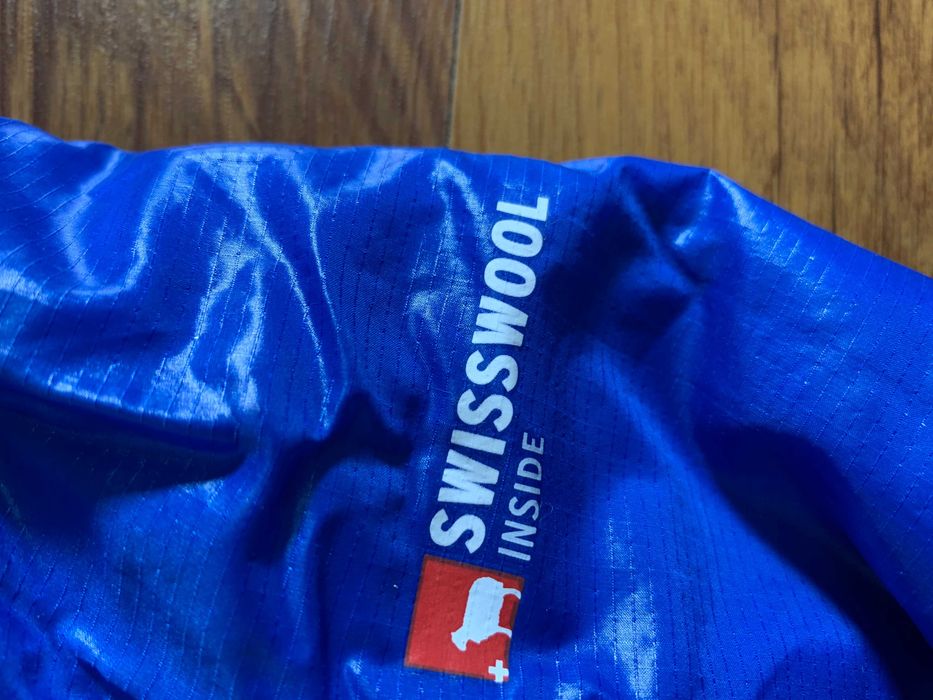 Дамско яке Ortovox Swisswool Inside Reversible Puffer XS