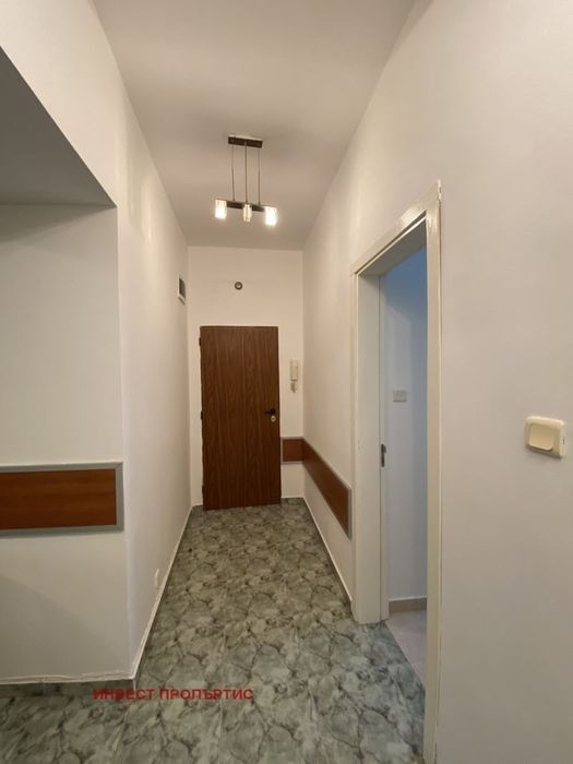 Дава се под наем Четиристаен апартамент в София, Център - 85 кв.м за 760 € - Снимка #6