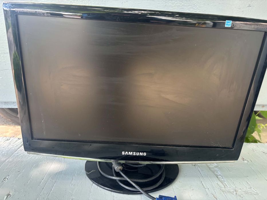 Monitor Tv Lcd Samsung 18.5 Wide Tv Tuner Dvi Hdmi Boxe 933Hd