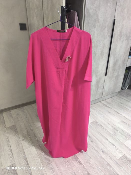 Платье женское..